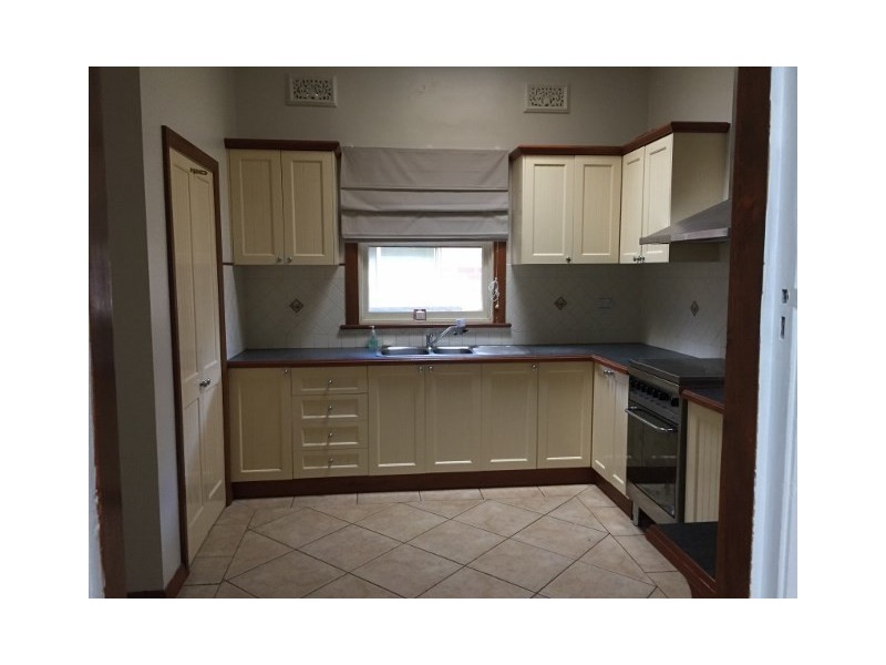 37 Bligh Street, Tamworth NSW 2340