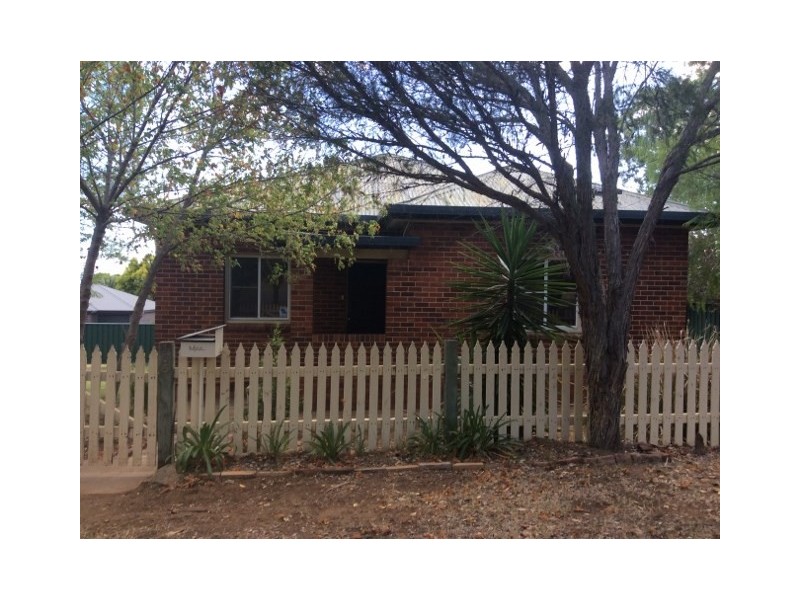 155 Upper Street, Tamworth NSW 2340