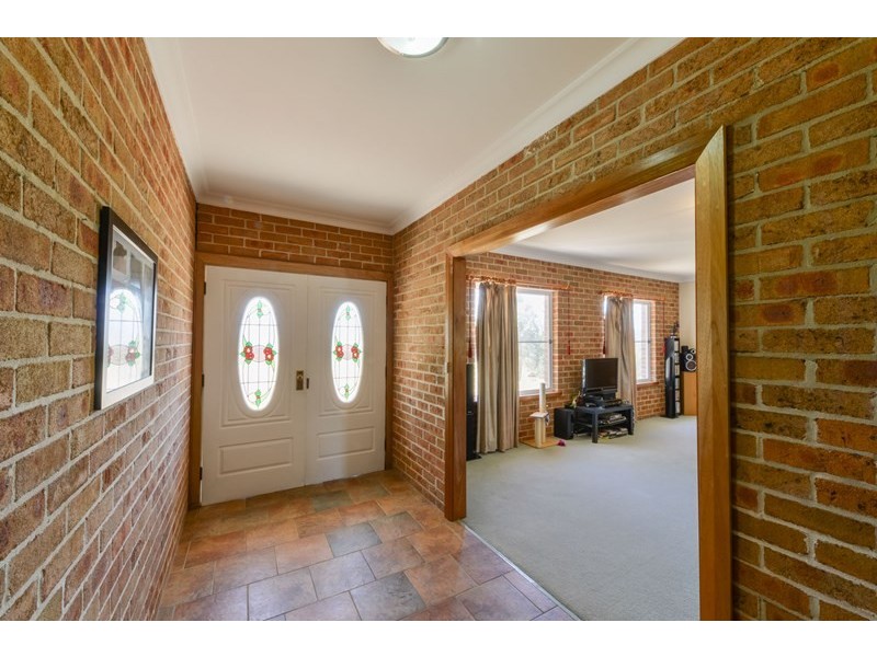 166 Tullamore Road, Tamworth NSW 2340