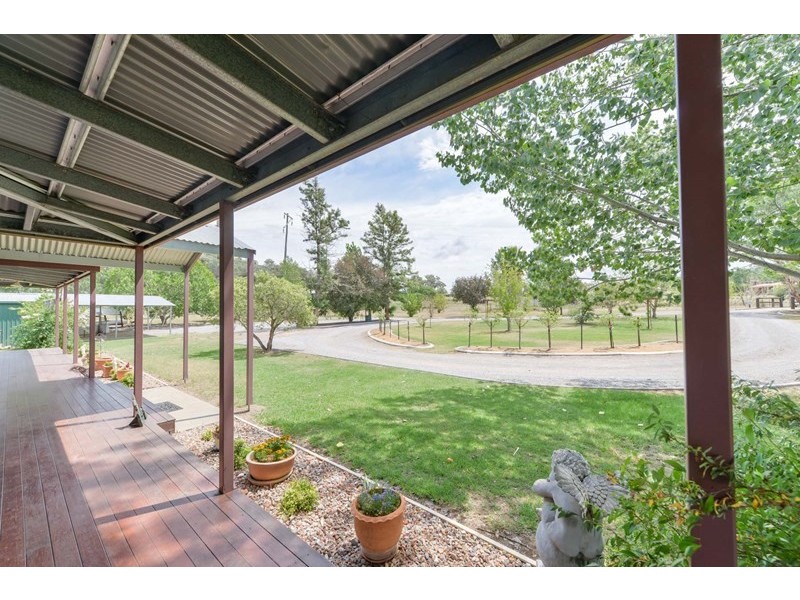 62 Avoca Road, Tamworth NSW 2340