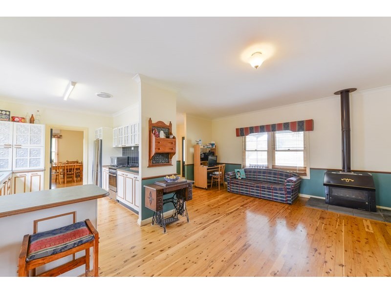 62 Avoca Road, Tamworth NSW 2340