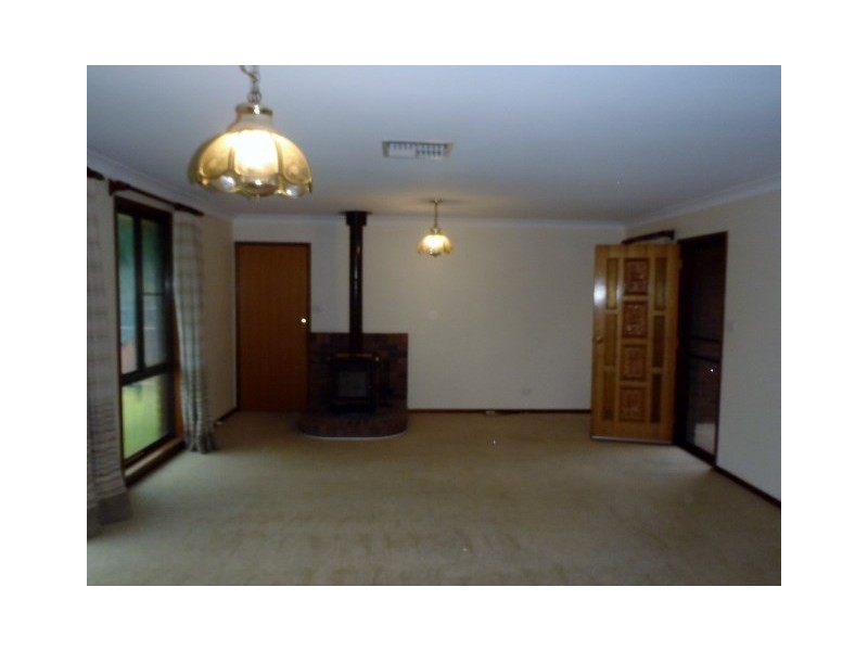 15 Glengarvin Drive, Tamworth NSW 2340