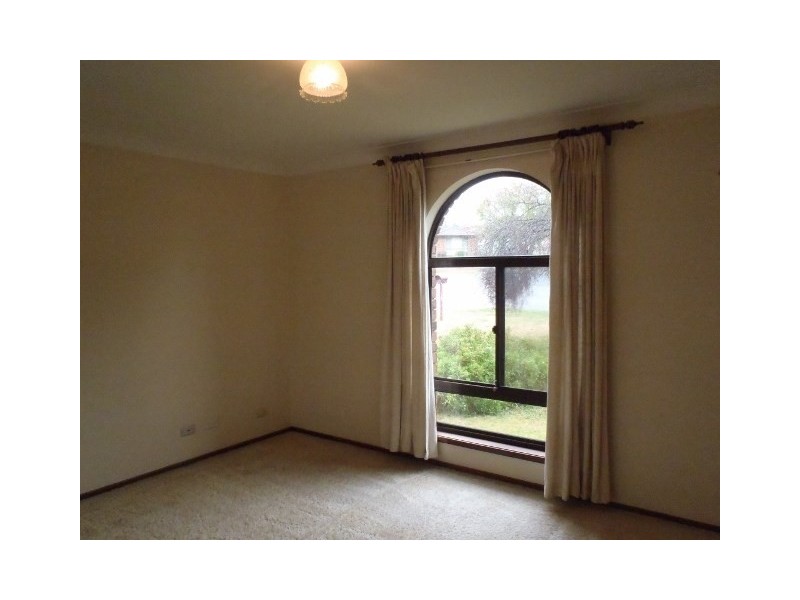 15 Glengarvin Drive, Tamworth NSW 2340