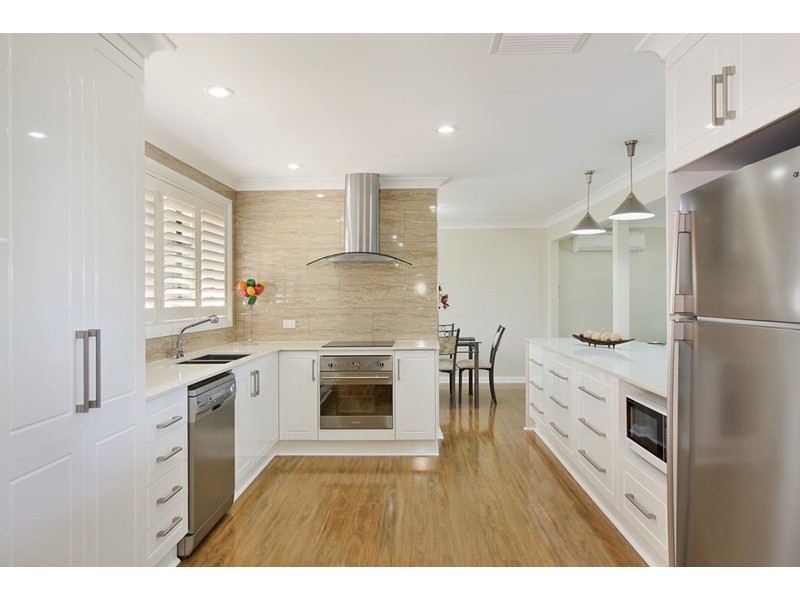 2 Poolya Avenue, Tamworth NSW 2340