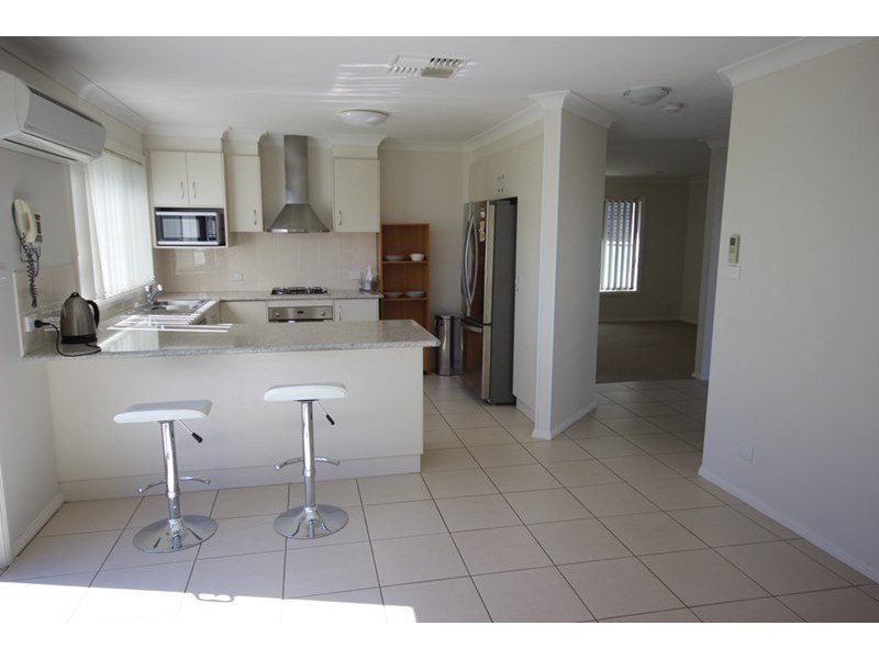 54 The Heights, Tamworth NSW 2340