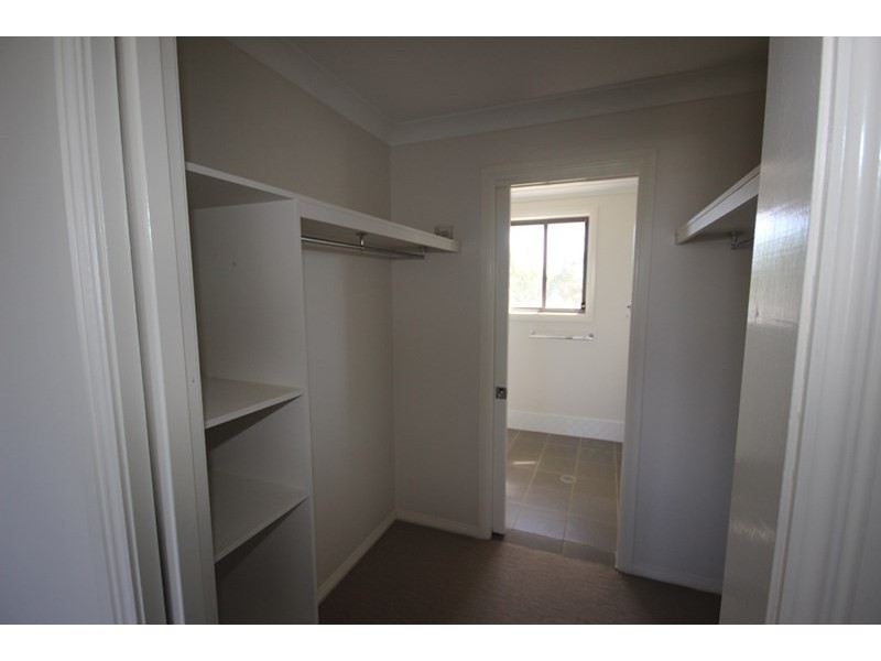 54 The Heights, Tamworth NSW 2340