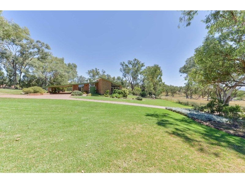 10 Impala Estate Road, Tamworth NSW 2340