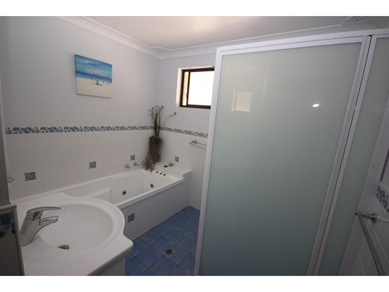 12 Gordon Street, Calala NSW 2340