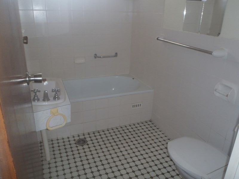 4/33 Crown Street, Tamworth NSW 2340