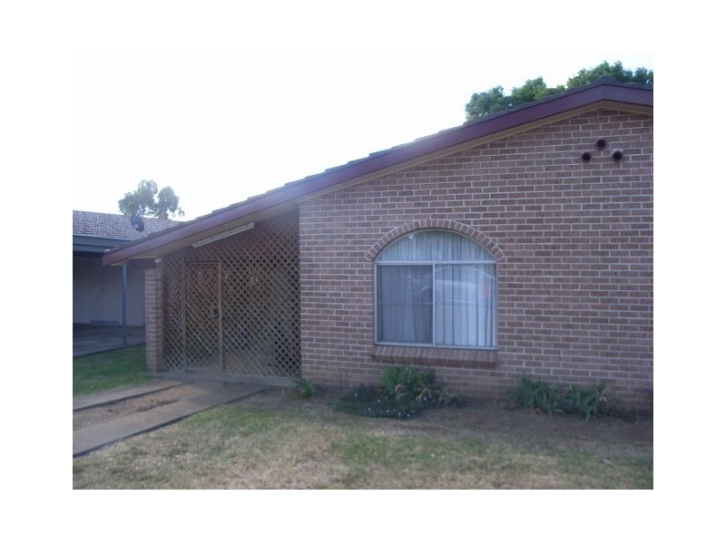 1/64 Petra Avenue, Tamworth NSW 2340
