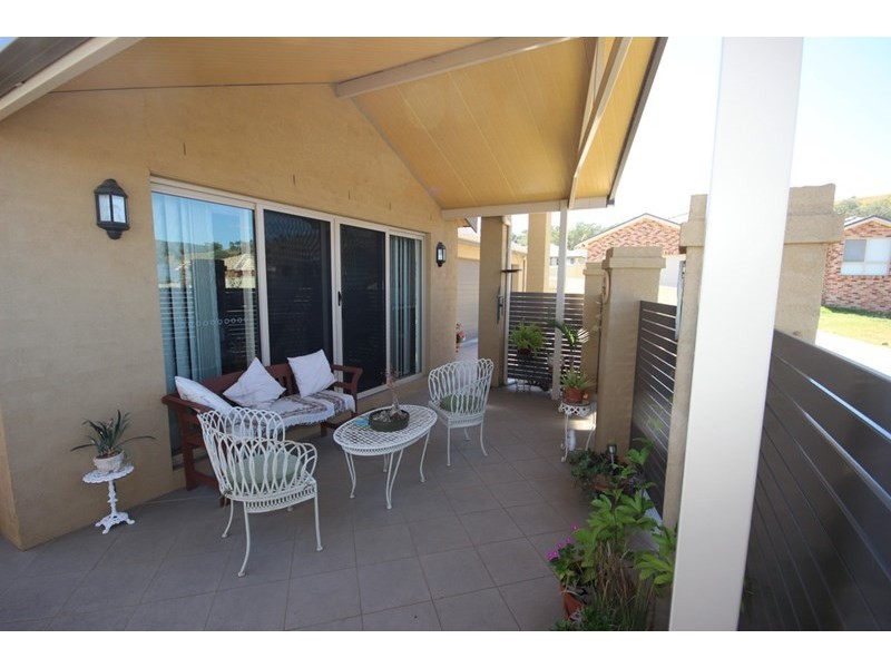 1 Warrabah Close, Tamworth NSW 2340