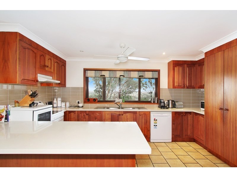 14 Jacaranda Place, Tamworth NSW 2340