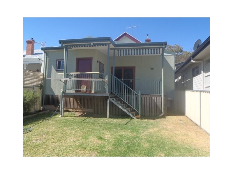 71 Upper Street, Tamworth NSW 2340