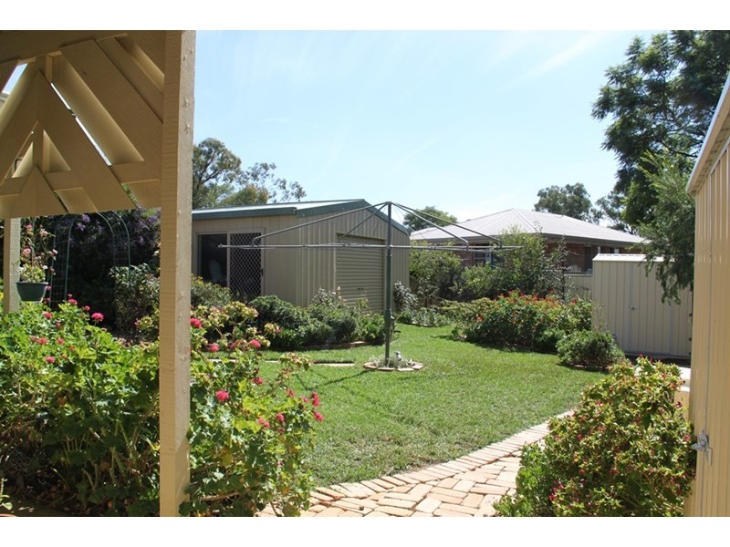 4 Mills Street, Tamworth NSW 2340