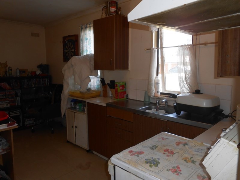 8 Glen Street, Tamworth NSW 2340