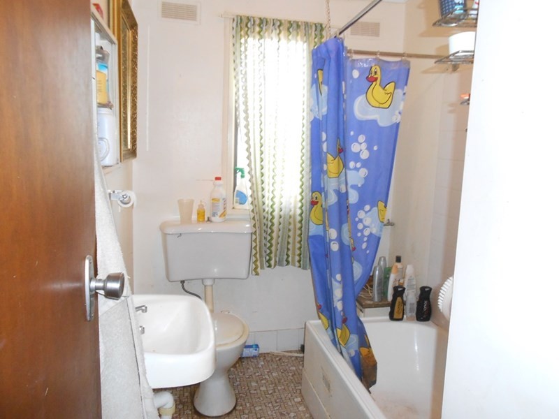 8 Glen Street, Tamworth NSW 2340