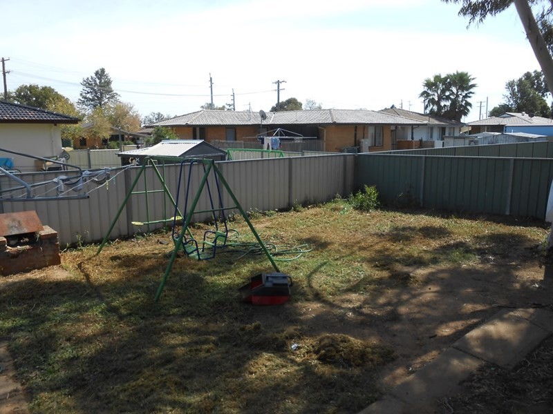 8 Glen Street, Tamworth NSW 2340