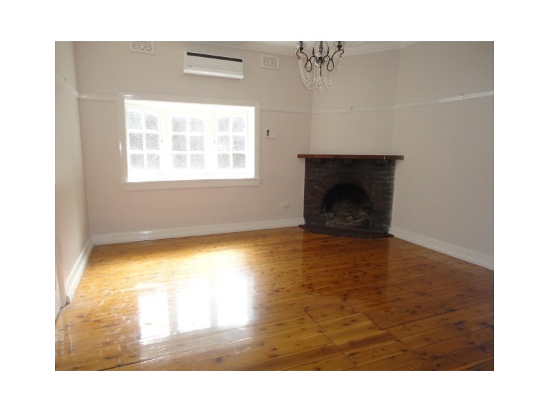 49 Fitzroy Street, Tamworth NSW 2340