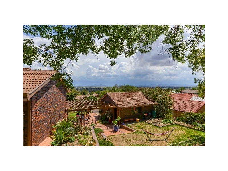 7 Waratah Place, Tamworth NSW 2340