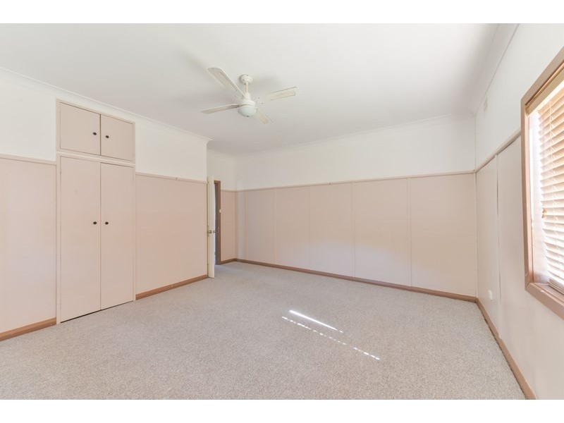 9 Electra Street, Tamworth NSW 2340