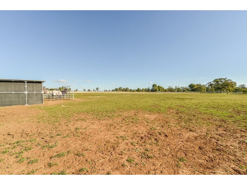 17 Manina Way, Tamworth NSW 2340