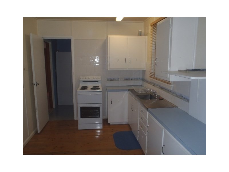 208 Manilla Road, Tamworth NSW 2340