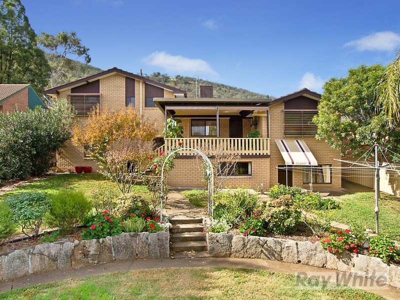 13 Woodburn Way, Tamworth NSW 2340