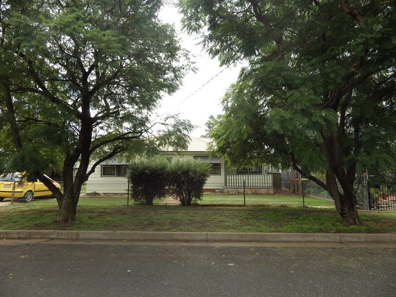 16 Susanne Street, Tamworth NSW 2340