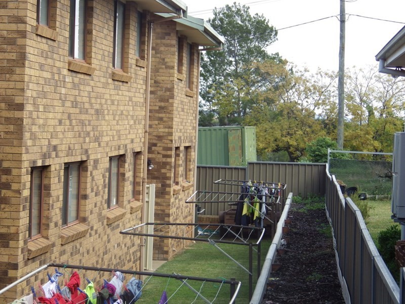 4/2 – 4 Chelmsford Street, Tamworth NSW 2340