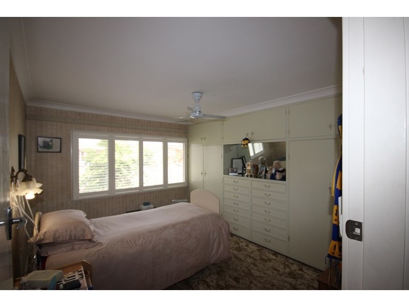 15 Coorong Street, Tamworth NSW 2340