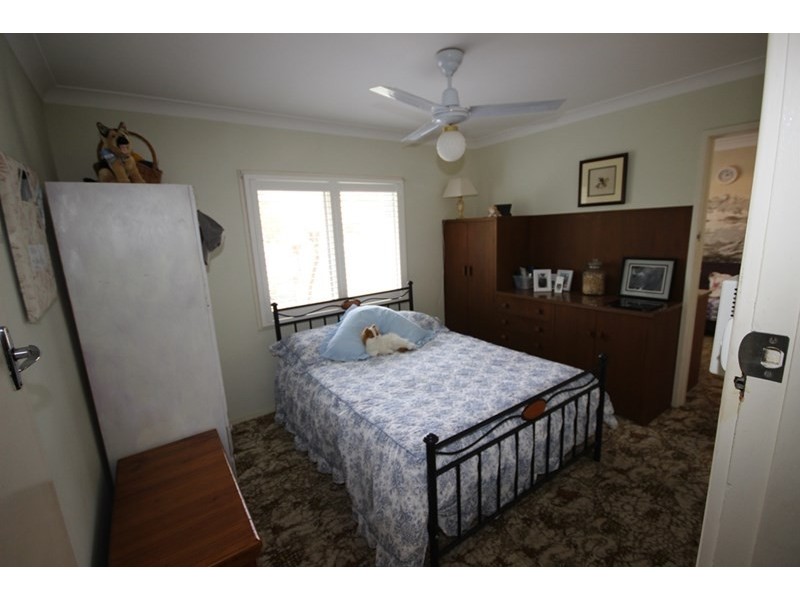 15 Coorong Street, Tamworth NSW 2340