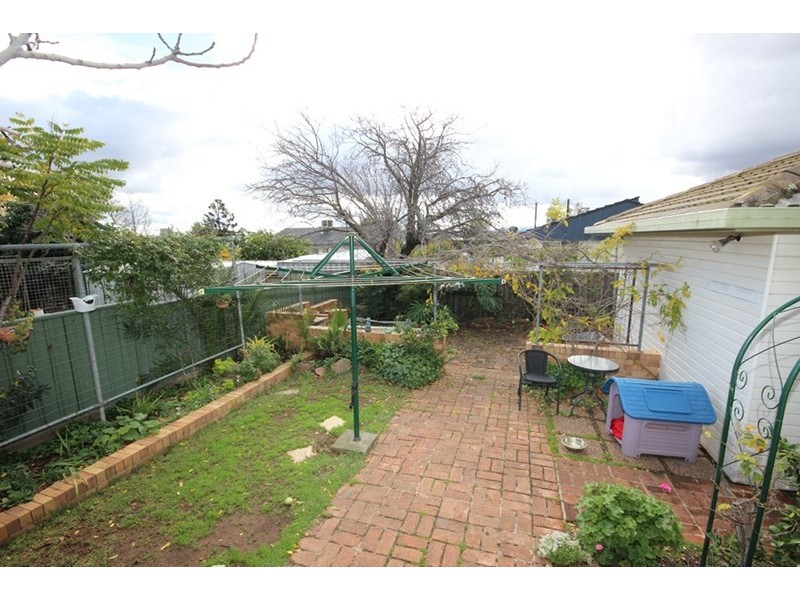 15 Coorong Street, Tamworth NSW 2340