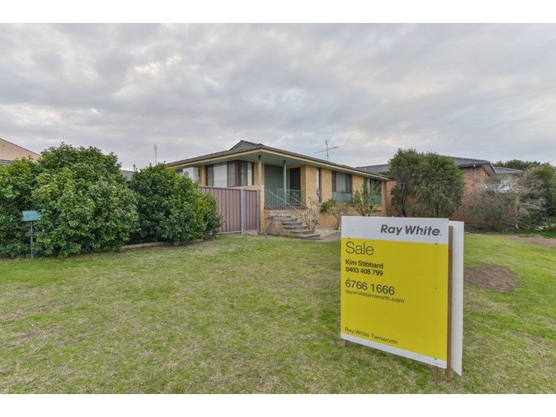 21 Amaroo Road, Tamworth NSW 2340