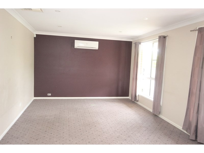 13 Willow Park Drive, Kootingal NSW 2352