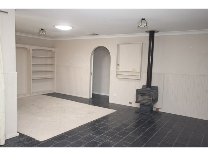 13 Willow Park Drive, Kootingal NSW 2352