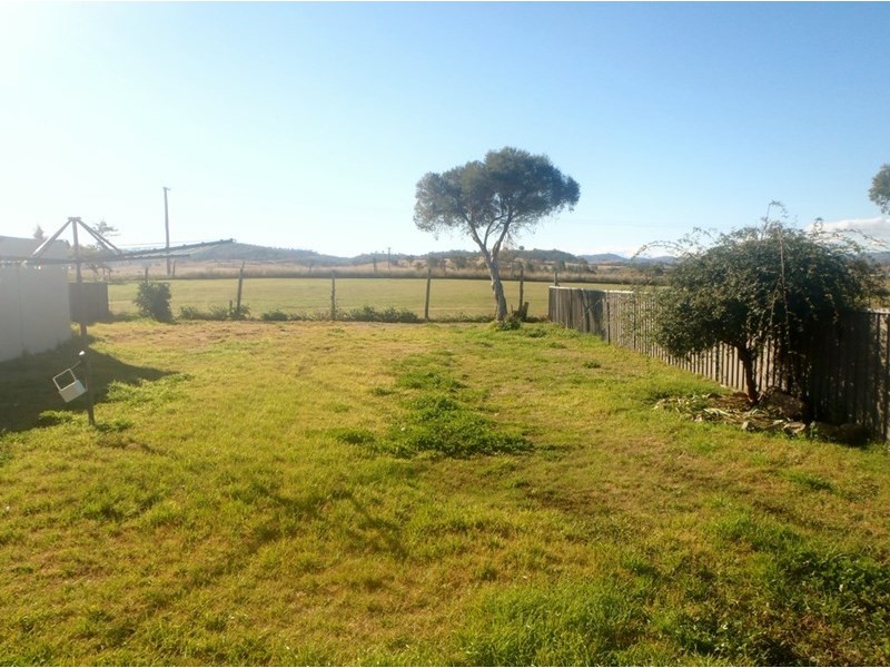 6 Neal Lane, Attunga NSW 2345