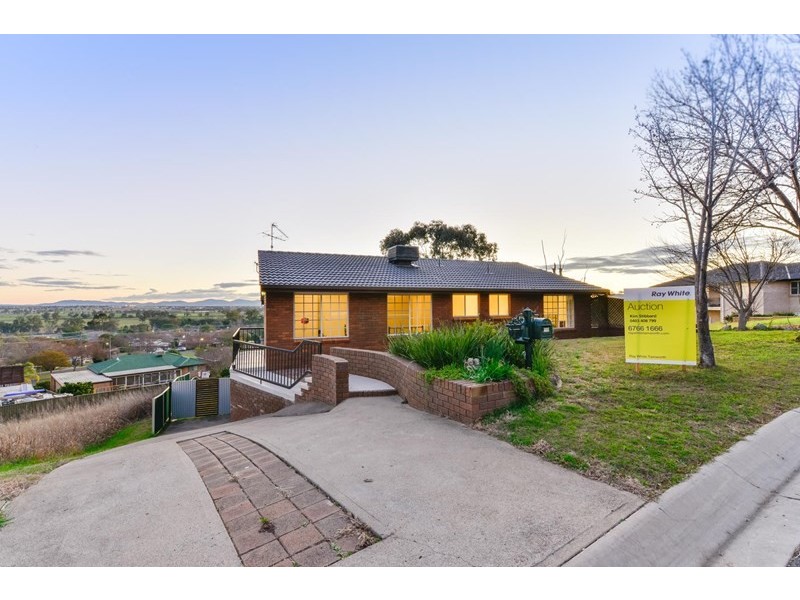 25 Woodbry Crescent, Tamworth NSW 2340