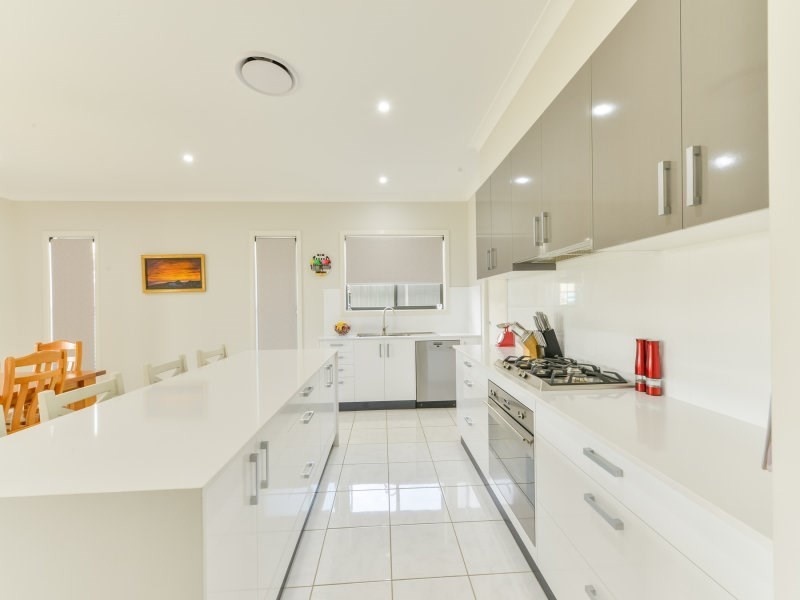 15 Sanctuary Place, Tamworth NSW 2340