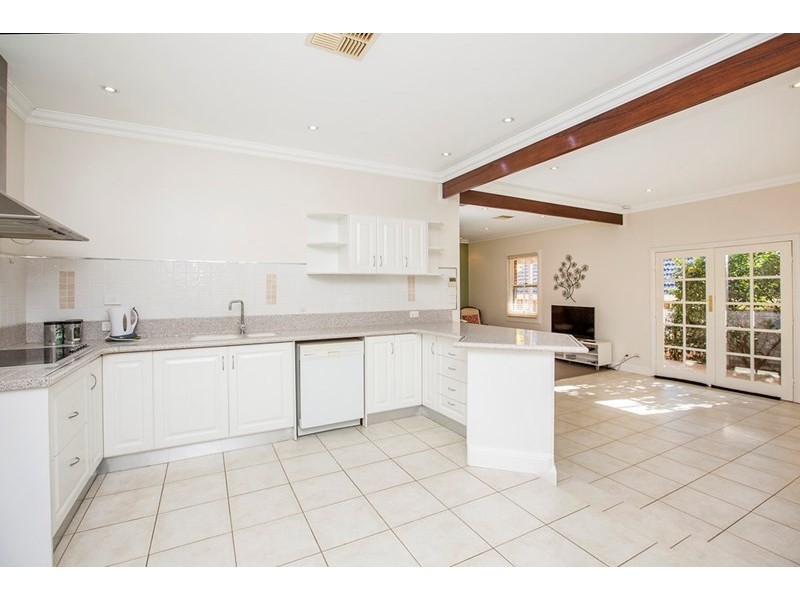 37 Valley Drive, Tamworth NSW 2340