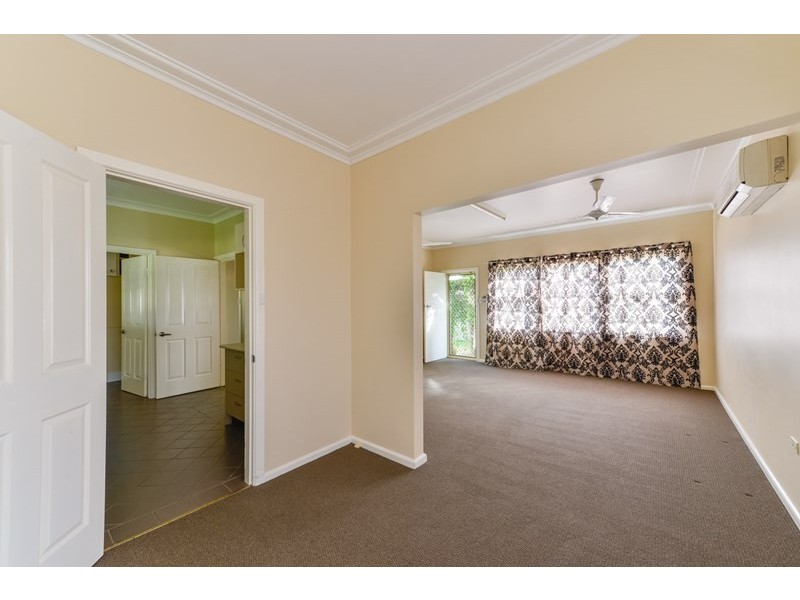 12 Churchill Street, Tamworth NSW 2340