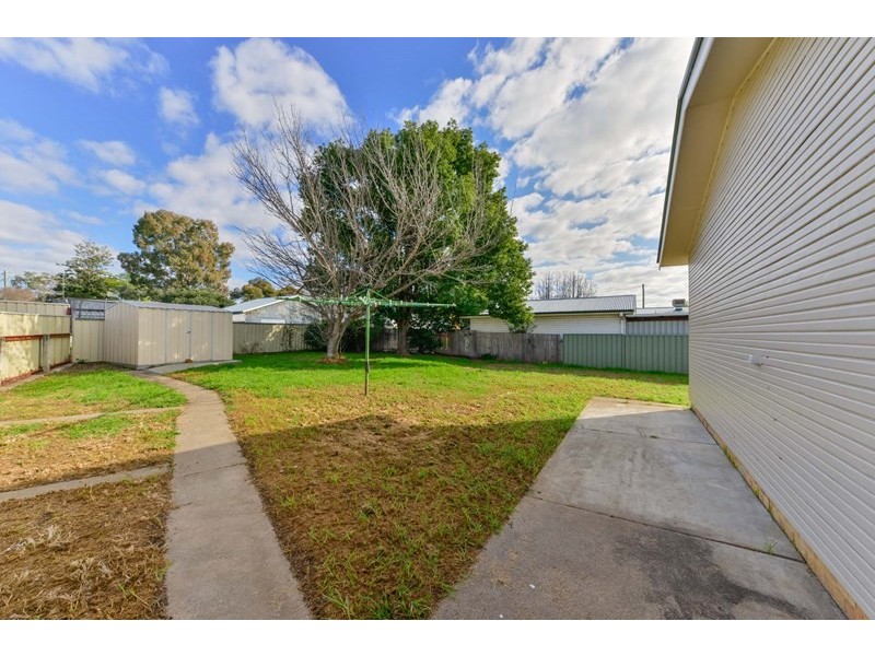 12 Churchill Street, Tamworth NSW 2340