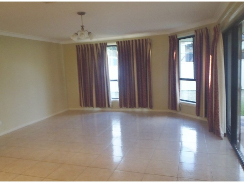 12 Merrinee Place, Tamworth NSW 2340