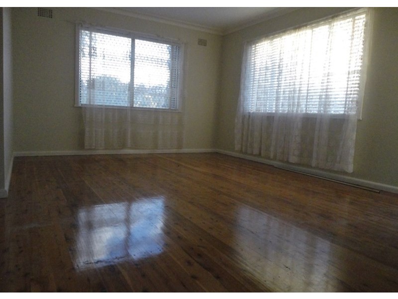 41 Holland Street, Tamworth NSW 2340