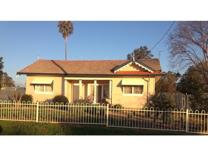 81 Strafford Street, Manilla NSW 2346