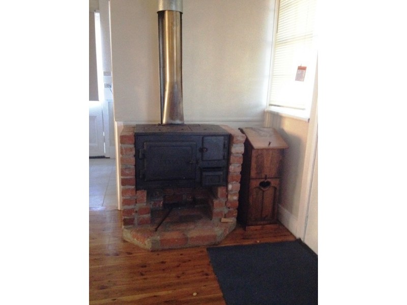 81 Strafford Street, Manilla NSW 2346