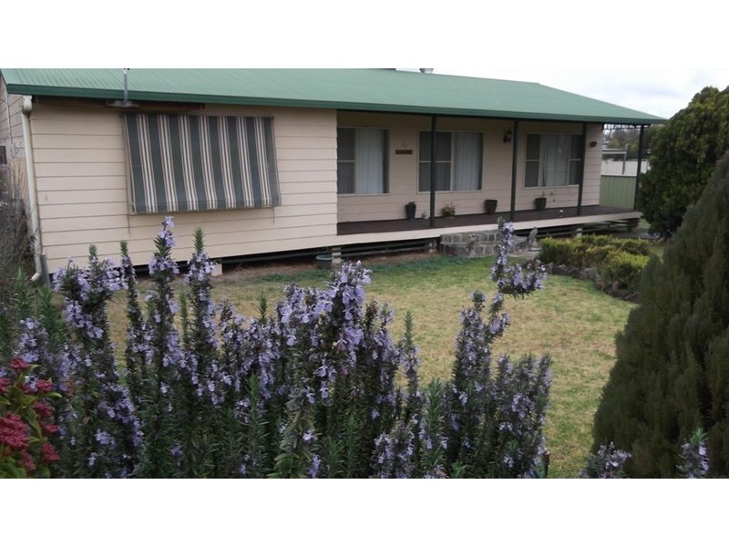 43 South Street, Manilla NSW 2346