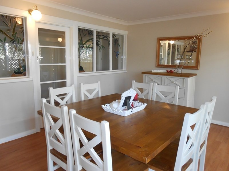 1 Neridah Avenue, Tamworth NSW 2340