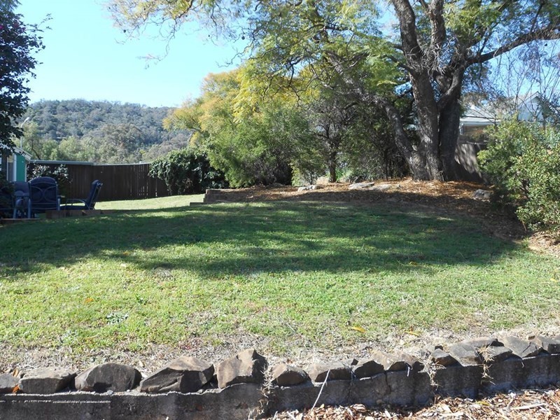 1 Neridah Avenue, Tamworth NSW 2340