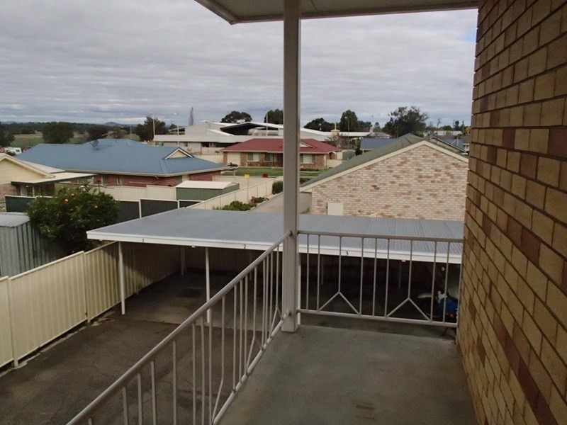 4/16 Burilla Street, Tamworth NSW 2340