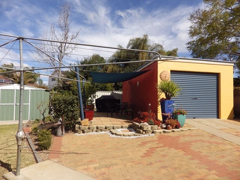 85 Wilburtree Street, Tamworth NSW 2340